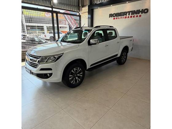 CHEVROLET S10 2.5 LTZ 4X4 CD 16V FLEX 4P MANUAL CHEVROLET S10 2.5 LTZ 4X4 CD 16V FLEX 4P MANUAL